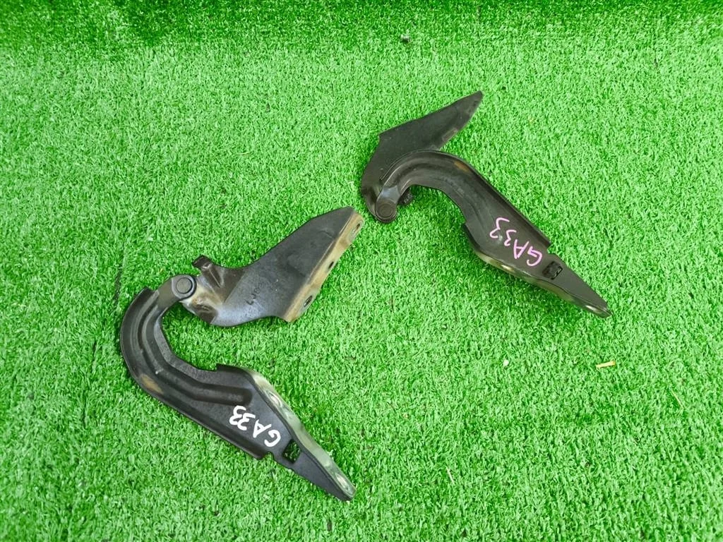 Б.у. петля капота (2шт) MITSUBISHI ASX GA3W MITSUBISHI ASX GA3W 1.8 2010