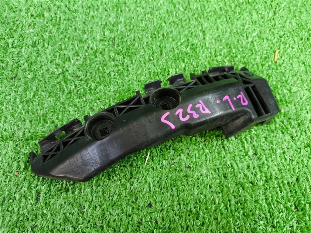 Б.у. крепление бампера зад TOYOTA RAV4 ACA30 TOYOTA RAV4 ACA30 2AZ-FE 2008