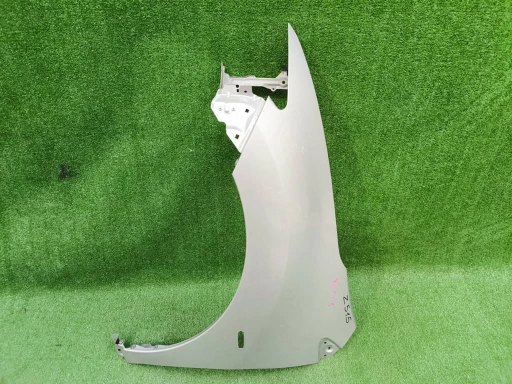 Б.у. крыло NISSAN MURANO Z51 NISSAN MURANO Z51 2.5 2013