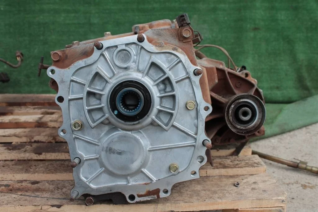 Б.у. раздаточная коробка MITSUBISHI PAJERO V75W MITSUBISHI PAJERO V75W 3.5 2002