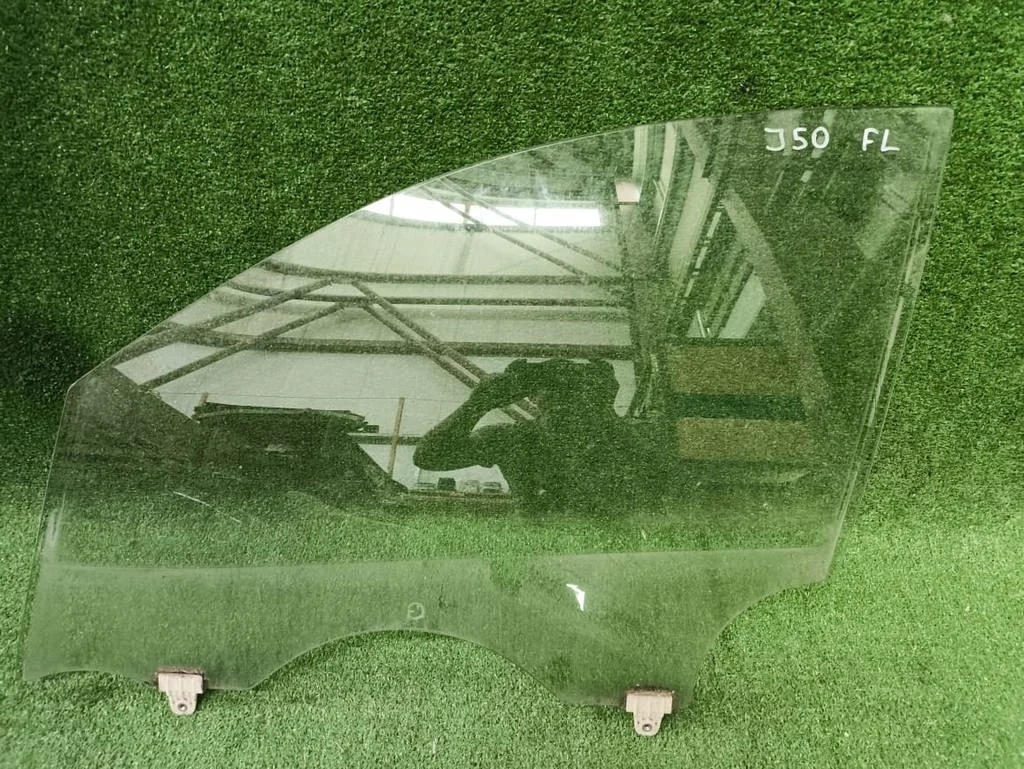 Б.у. стекло двери INFINITI QX50 J50 INFINITI QX50 J50 VQ37VHR 2010