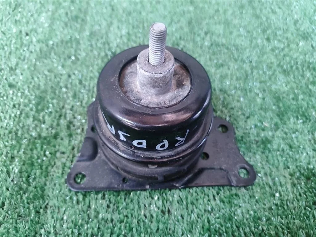 Б.у. опора двигателя SKODA RAPID SKODA RAPID