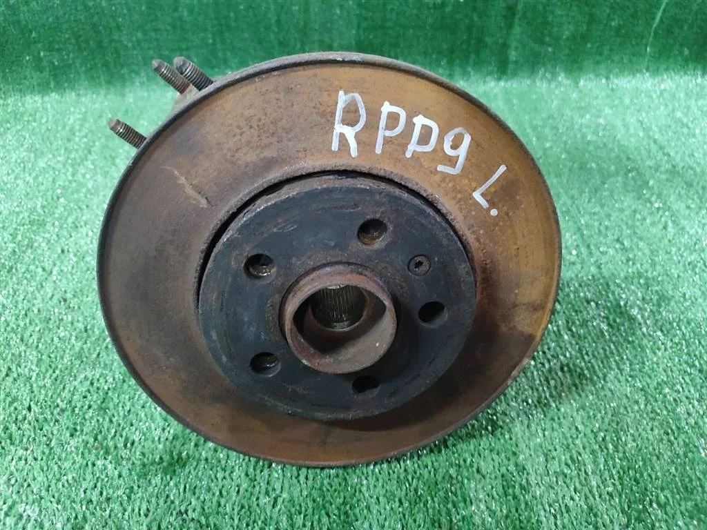 Б.у. кулак поворотный SKODA RAPID SKODA RAPID