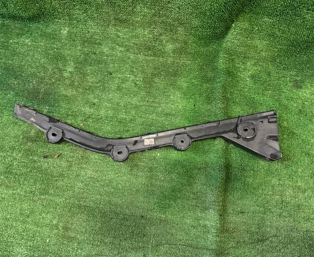 Б.у. крепление бампера зад SKODA RAPID SKODA RAPID  CWVB