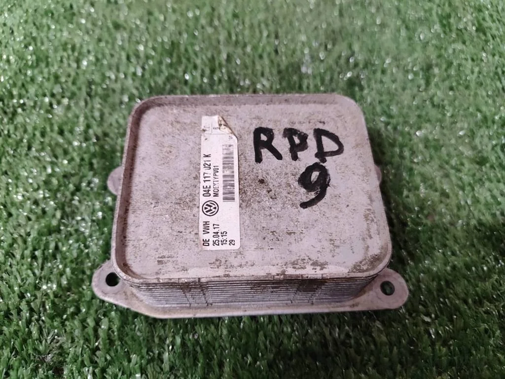 Б.у. радиатор масляный SKODA RAPID SKODA RAPID