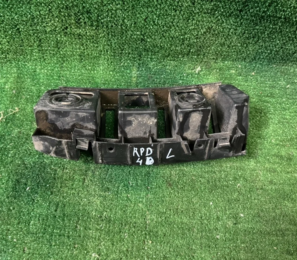 Б.у. крепление бампера зад SKODA RAPID SKODA RAPID  CWVB 2017