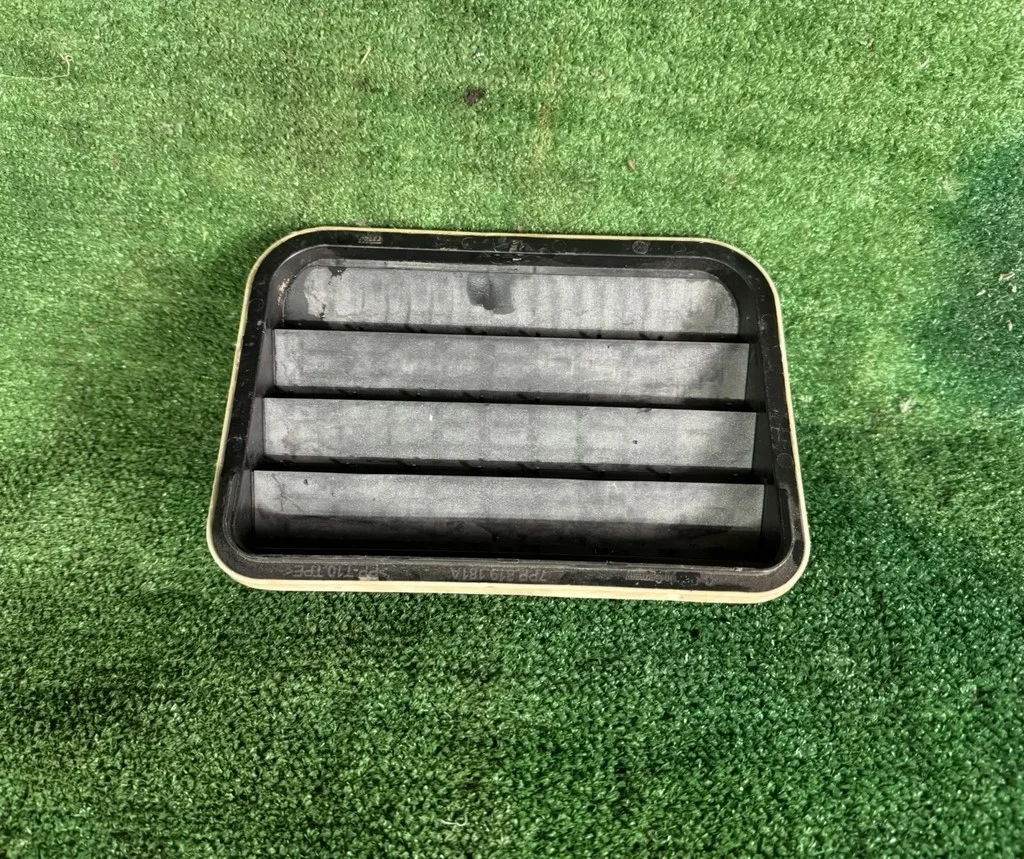 Б.у. клапан вентиляции салона SKODA RAPID SKODA RAPID