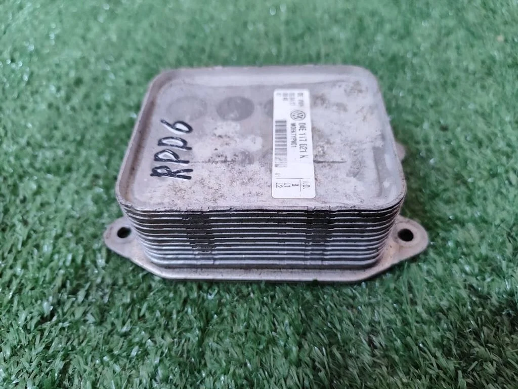 Б.у. радиатор масляный SKODA RAPID SKODA RAPID