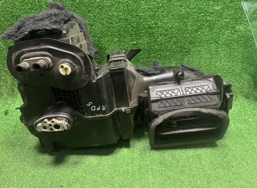 Б.у. печка SKODA RAPID SKODA RAPID