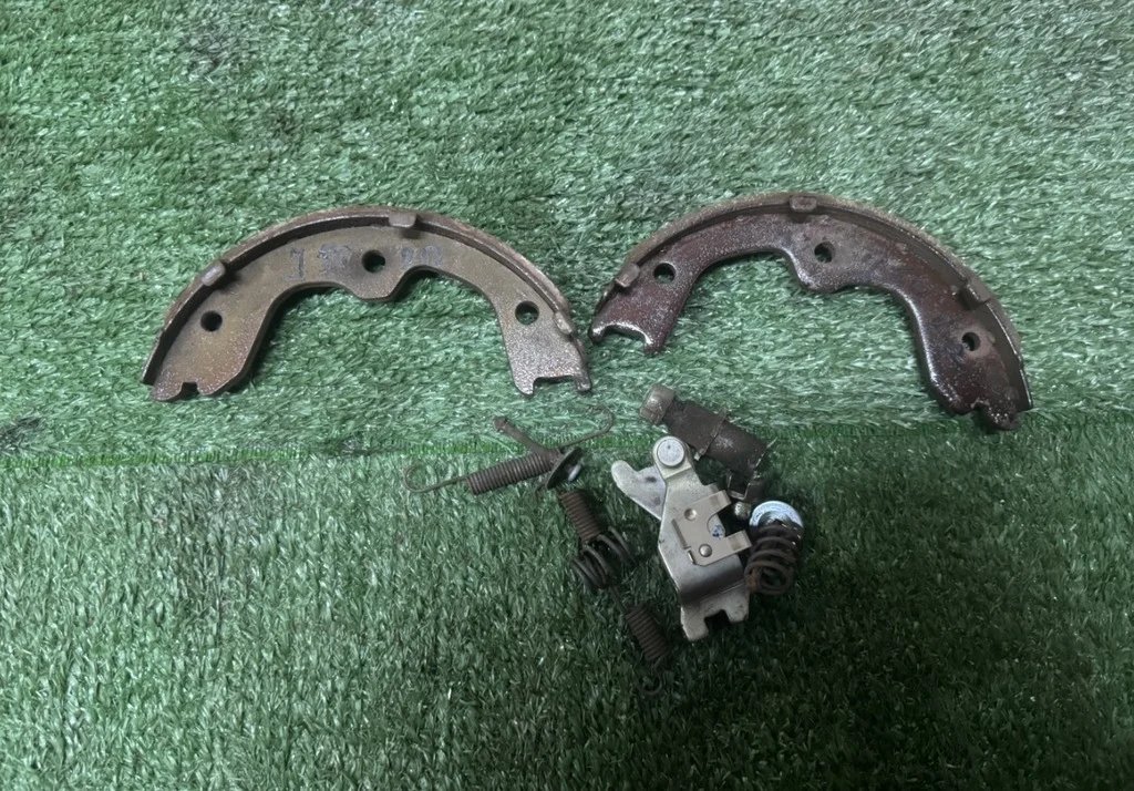 Б.у. механизм стояночного тормоза INFINITI QX50 J50 INFINITI QX50 J50 VQ37VHR 2010