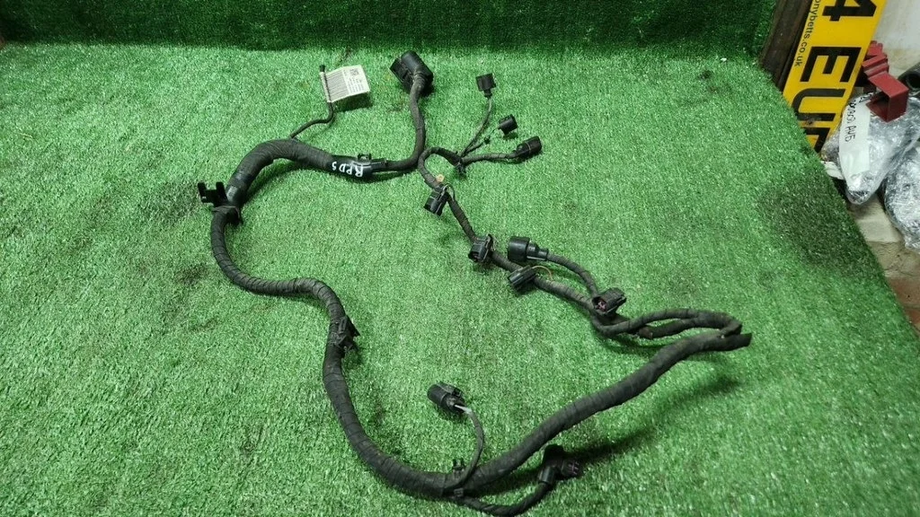 Б.у. электропроводка на двигатель SKODA RAPID SKODA RAPID