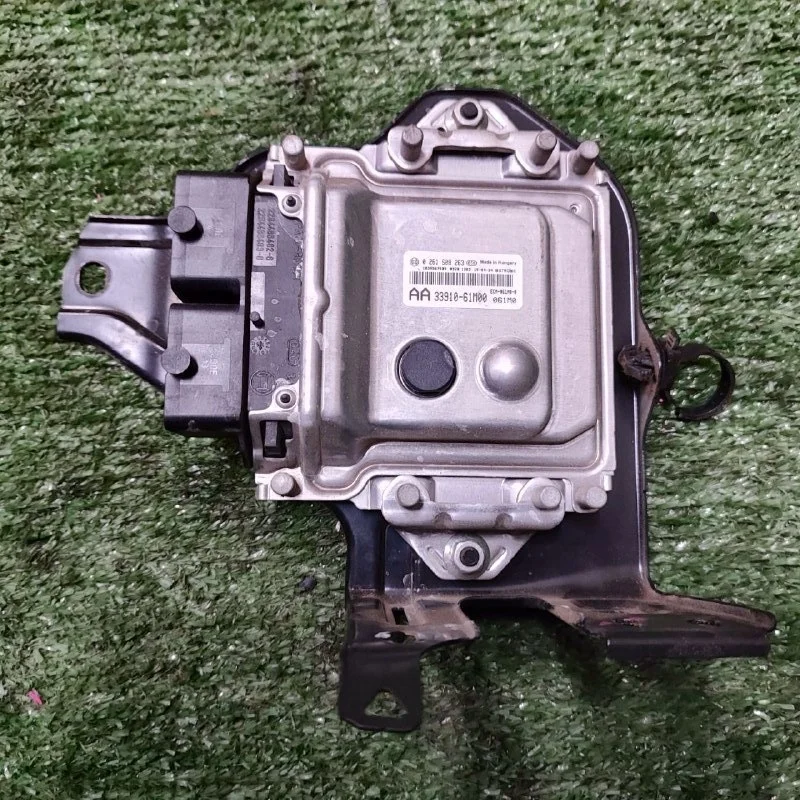 Б.у. блок управления двигателем SUZUKI SX4 YA22S SUZUKI SX4 YA22S 1.6 2016