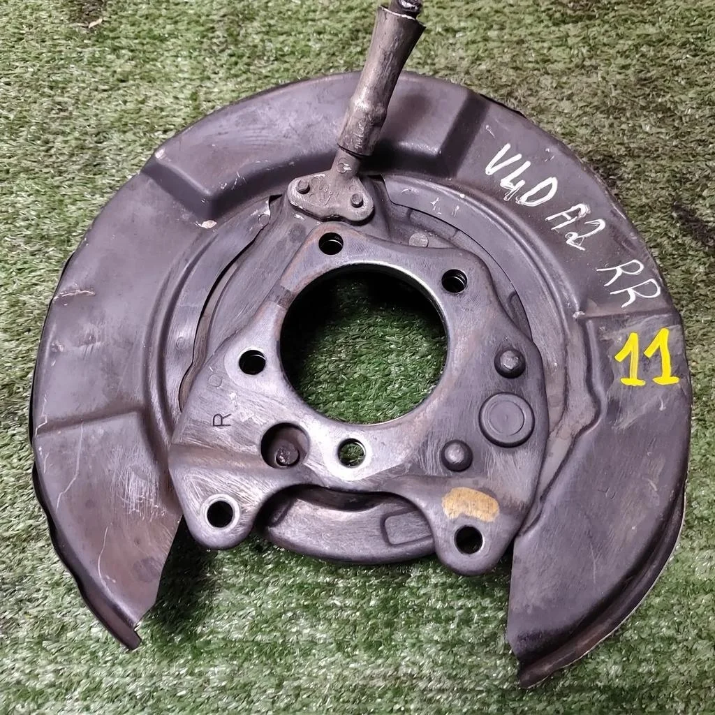 Б.у. щиток тормозного диска TOYOTA CAMRY V40 ACV40 TOYOTA CAMRY V40 ACV40 2.4 2008