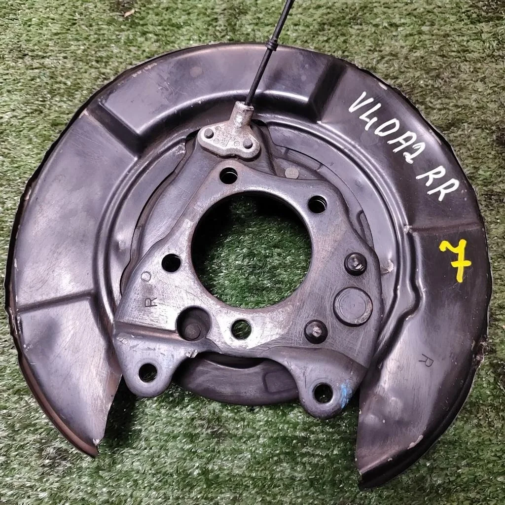 Б.у. щиток тормозного диска TOYOTA CAMRY V40 ACV40 TOYOTA CAMRY V40 ACV40 2.4 2008