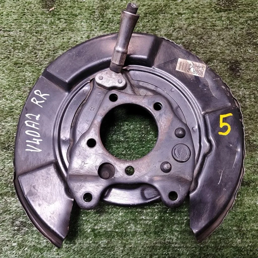 Б.у. щиток тормозного диска TOYOTA CAMRY V40 ACV40 TOYOTA CAMRY V40 ACV40 2.4 2008