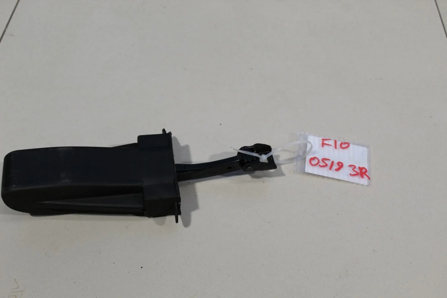 Ограничитель двери задней для BMW 5 F10 2009-2017