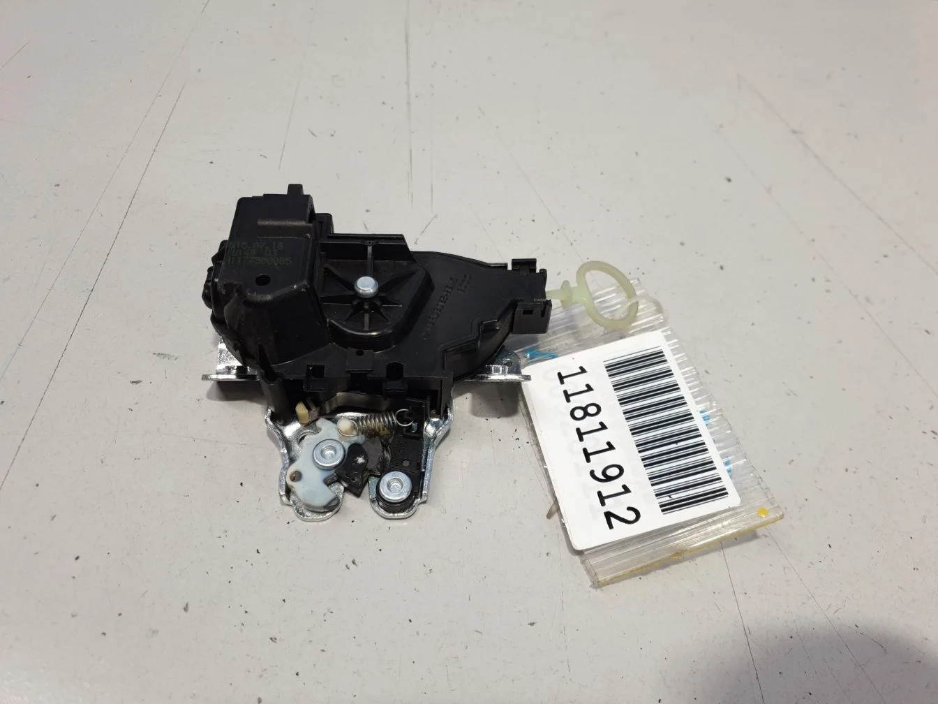 Замок багажника для Mercedes C-klasse W205 2014-