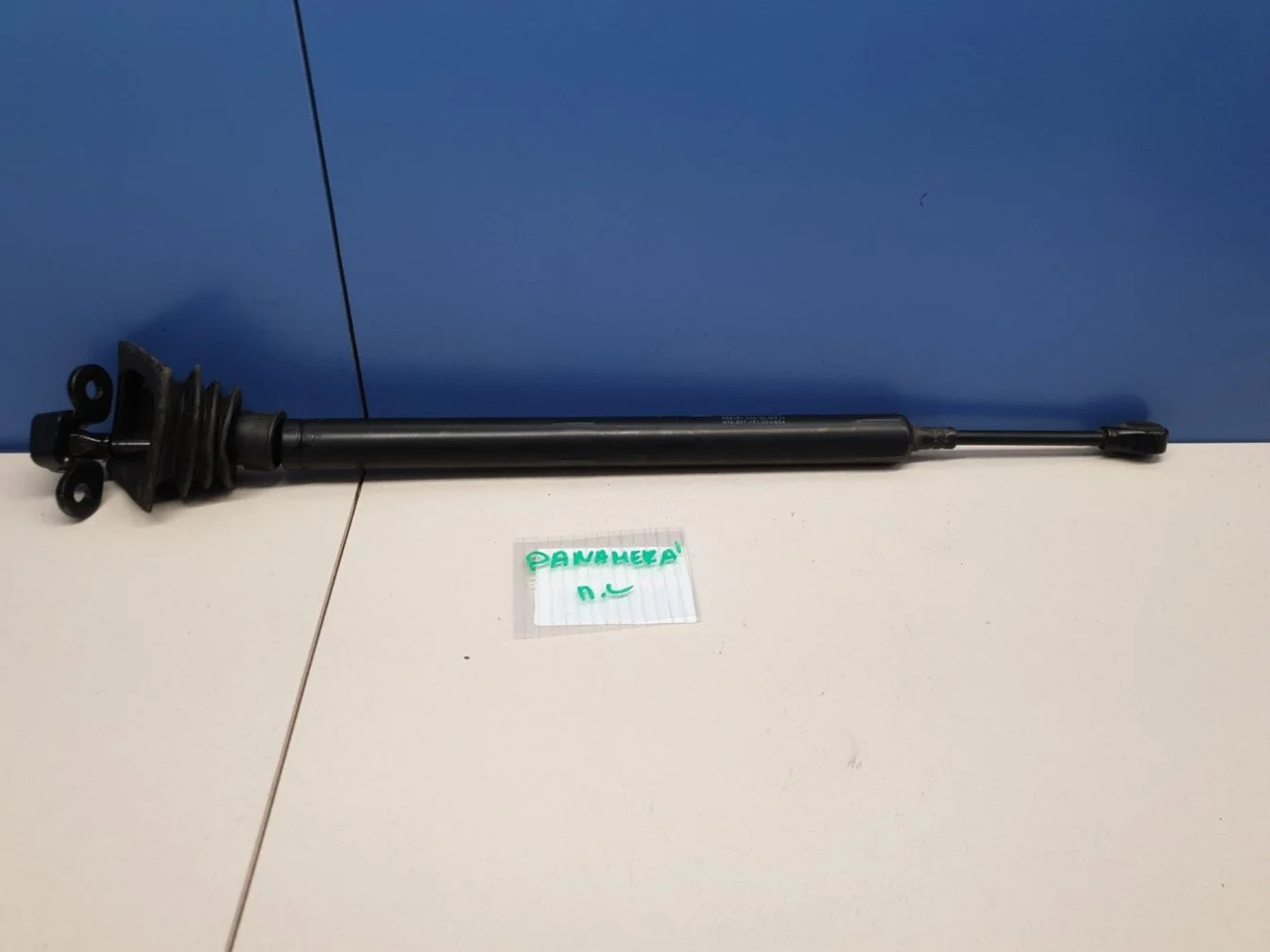 Ограничитель двери передней левой для Porsche Panamera 2010-2016