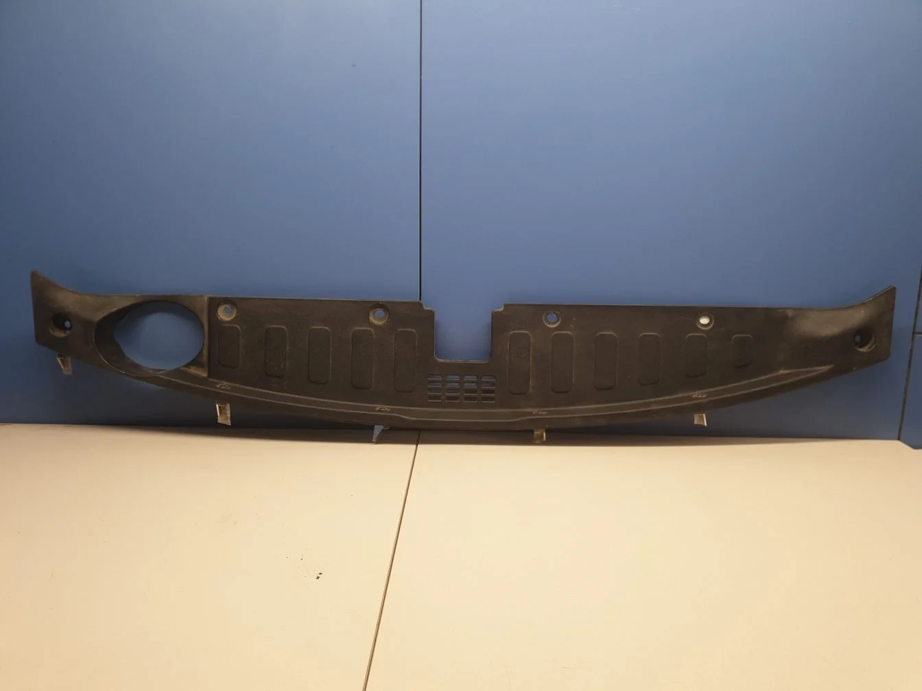 Кожух замка капота для KIA Sorento 2009-2021