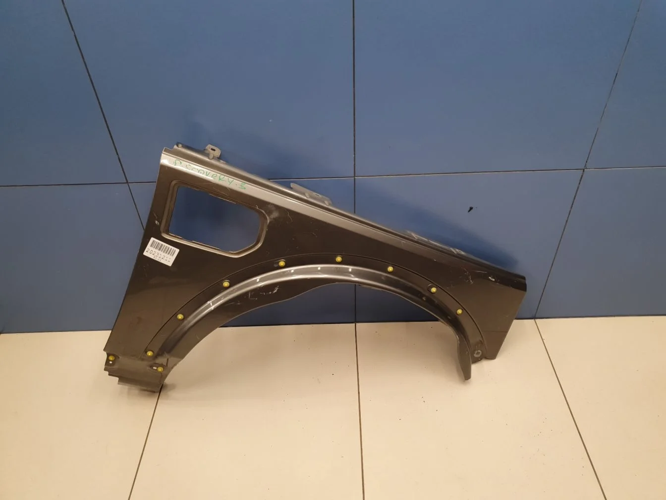 Крыло переднее правое для Land Rover Discovery 2004-2009