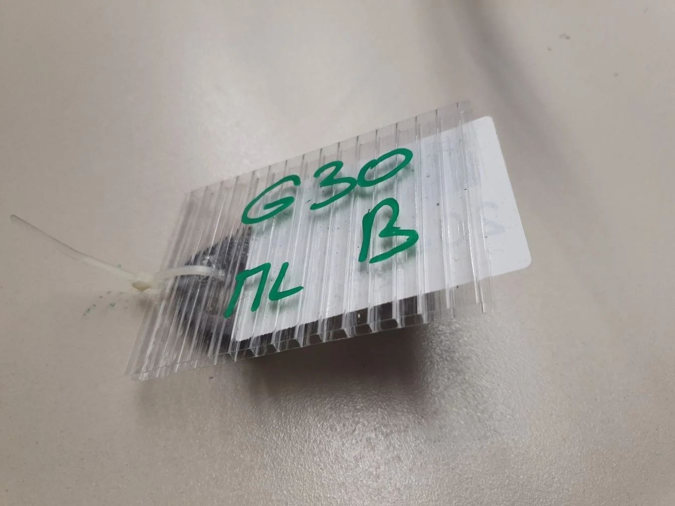 Петля двери передней левой верхняя для BMW 3 F30 2011-2018