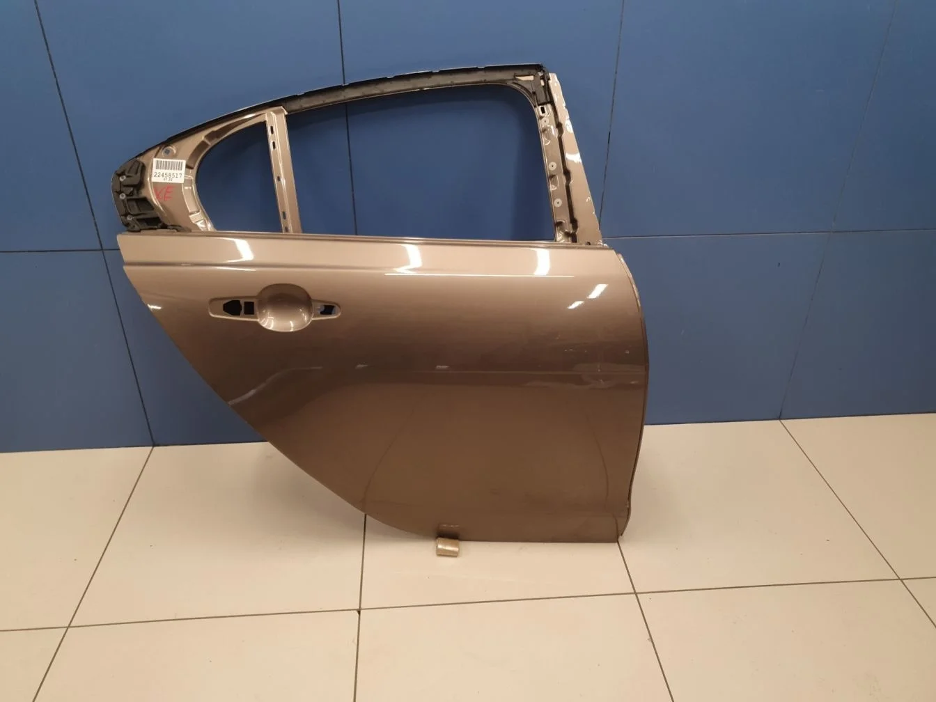 Дверь правая задняя для Jaguar XE X760 2015-