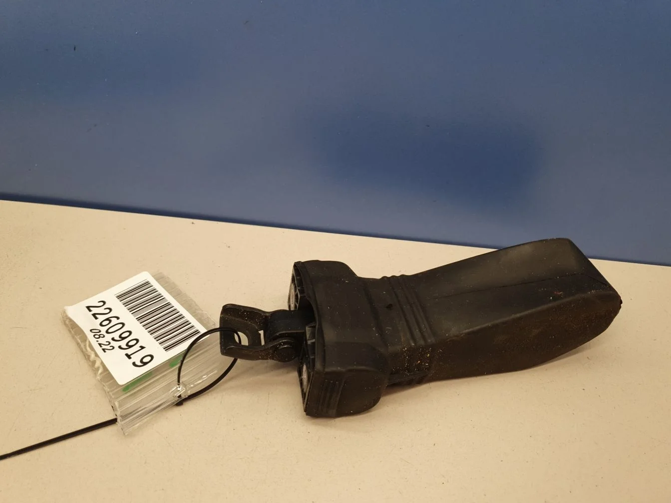 Ограничитель двери передней для Audi A6 S6 C7 2011-2018