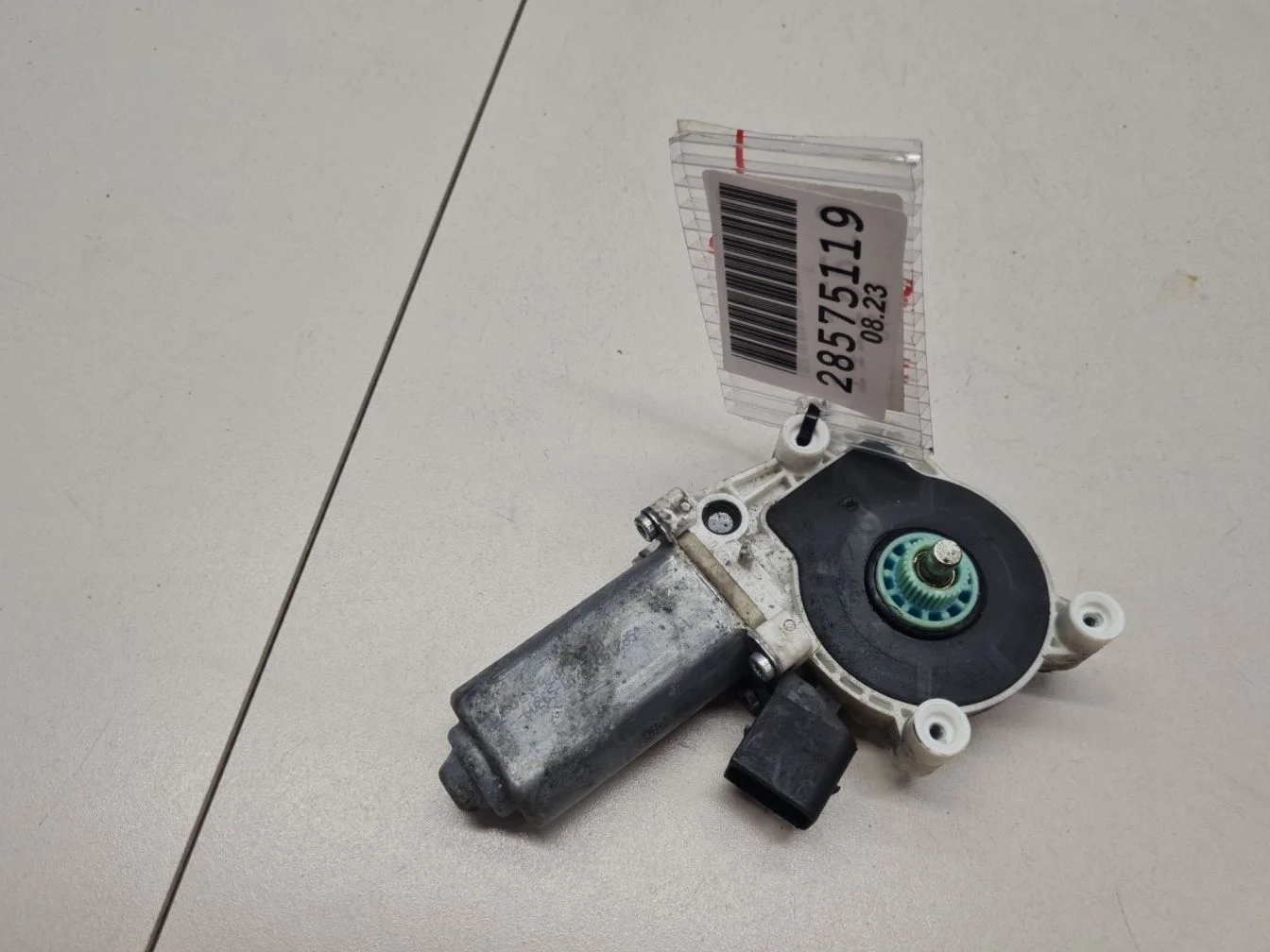 Моторчик стеклоподъёмника передний правый для Mercedes Vito Viano W639 2003-2014