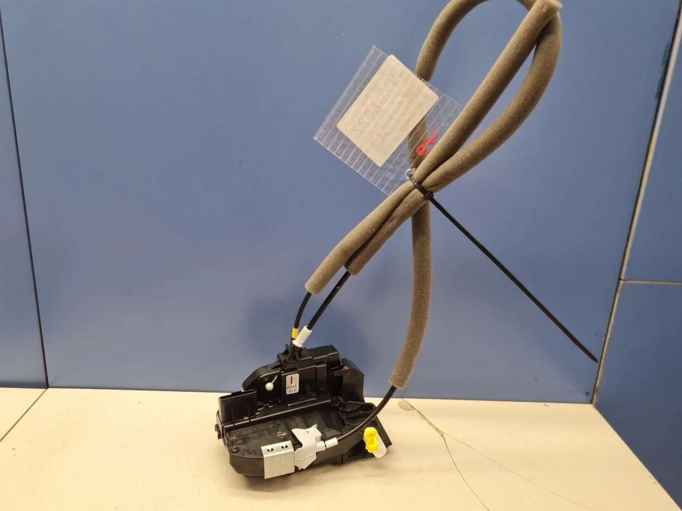 Замок двери передней левой для Nissan Qashqai J11E 2014-