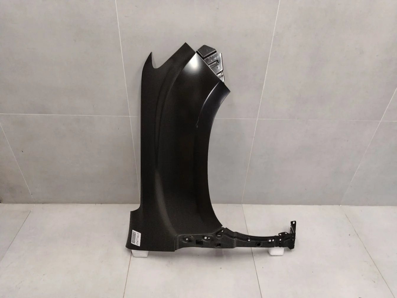 Крыло переднее правое для Renault Duster 2021-