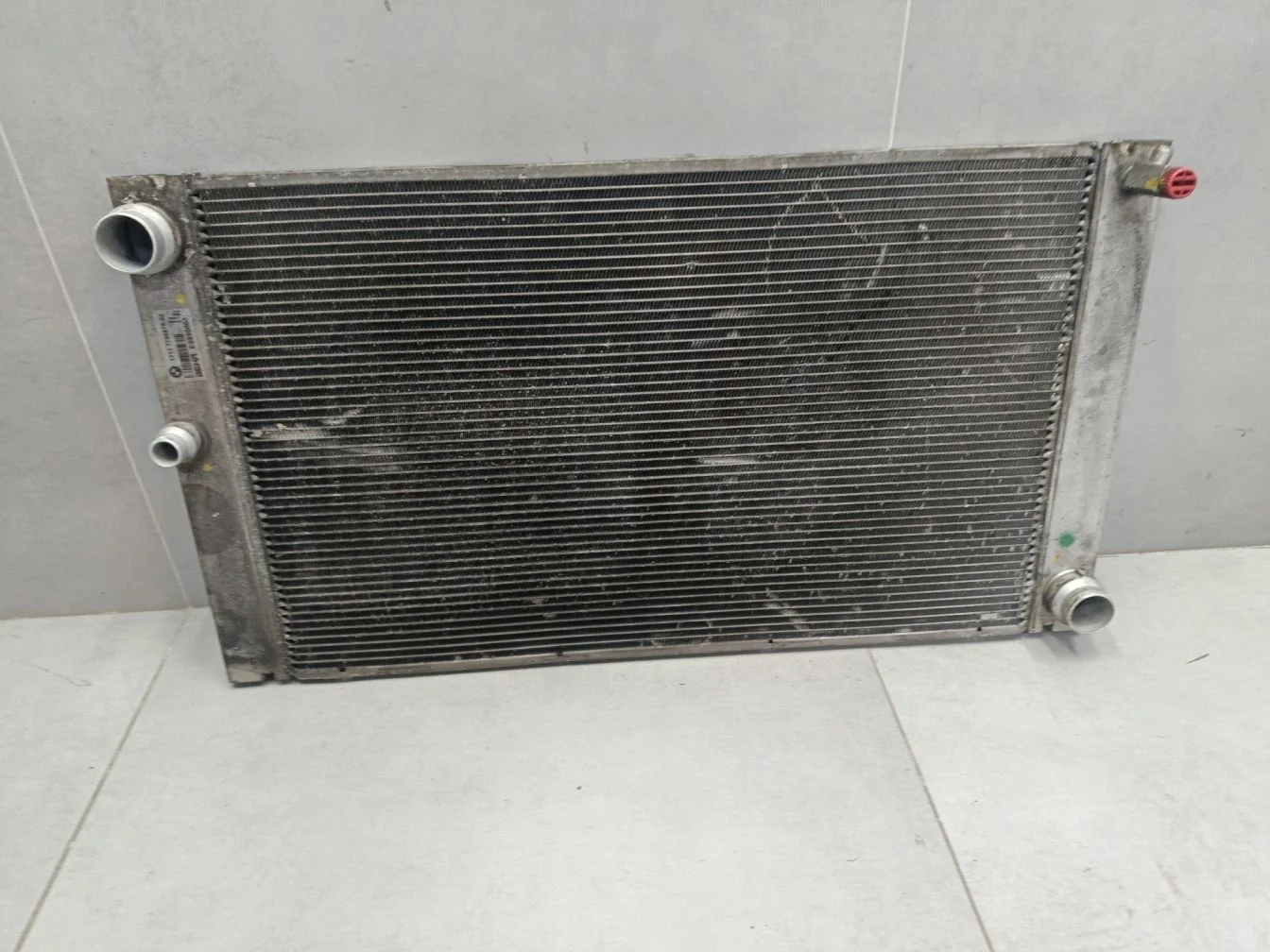 Радиатор основной охлаждения двигателя для BMW 3 E90 2005-2013