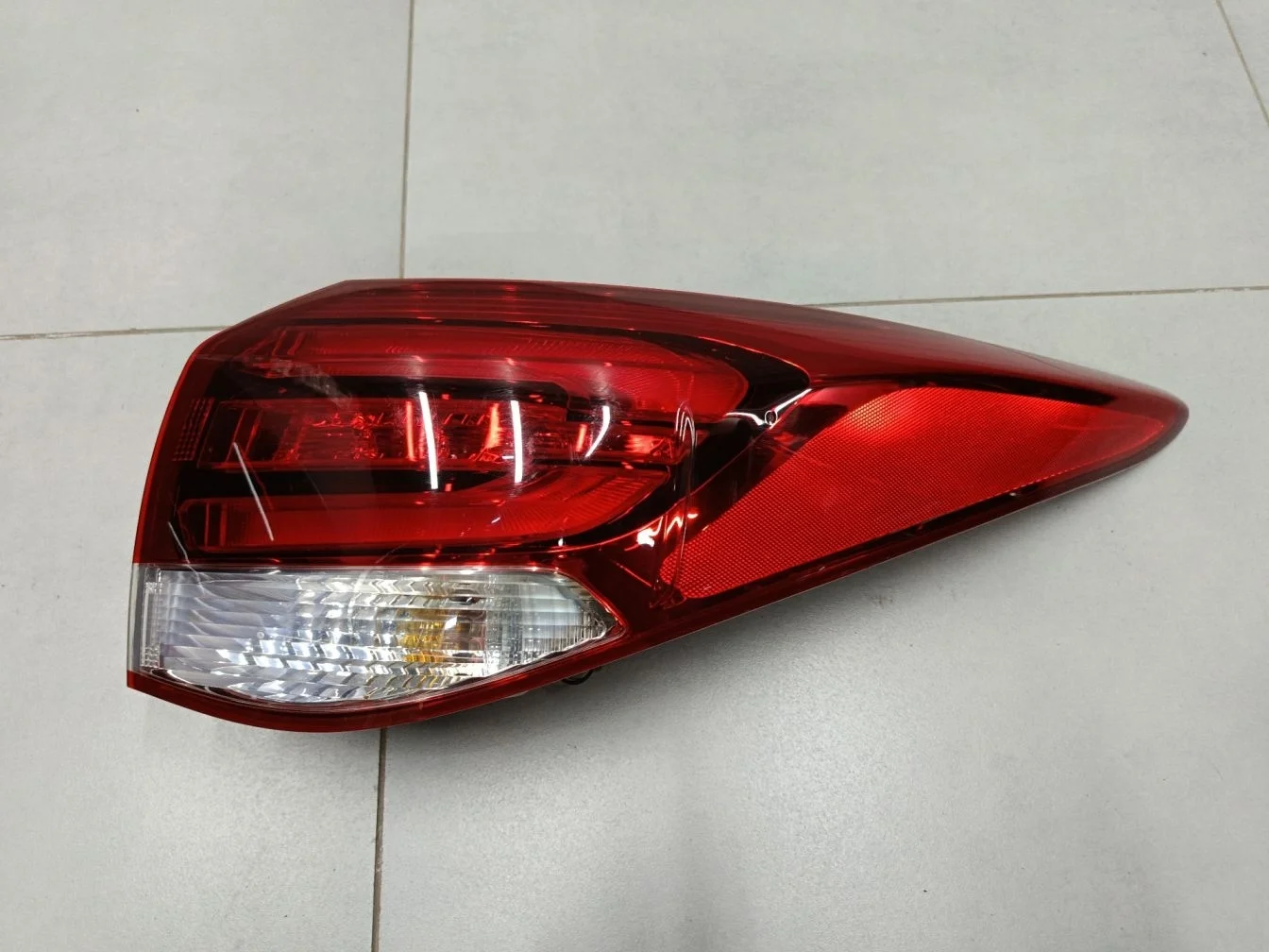 Фонарь на крыло правый для Hyundai i40 2011-2019