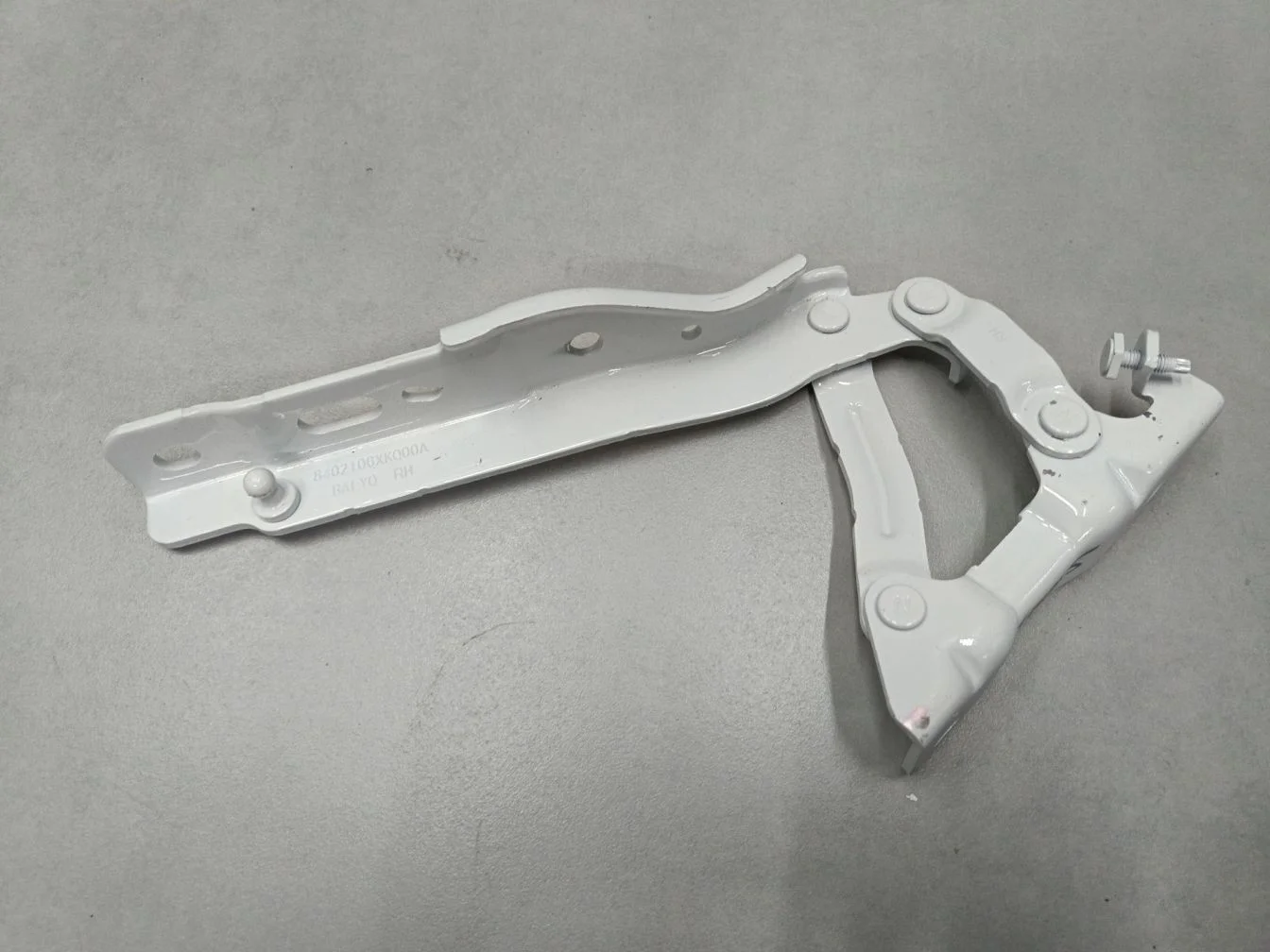 Петля капота правая для Haval F7 2018-