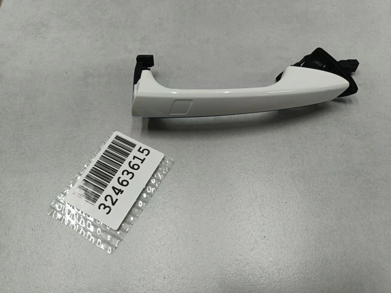 Ручка двери нaружная задняя левая для Mercedes GLK-klasse X204 2008-2015