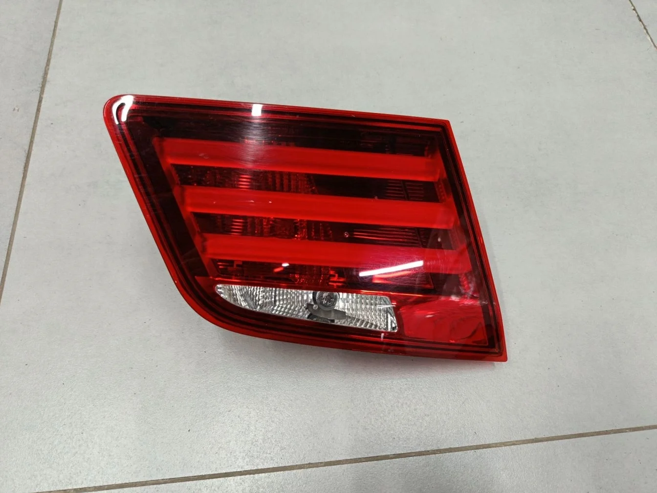 Фонарь в крышку левый для BMW 5 F10 2009-2017