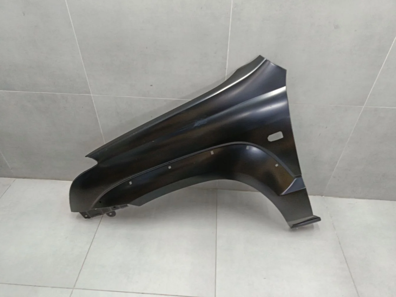 Крыло переднее левое для Toyota Land Cruiser Prado 120 2002-2009