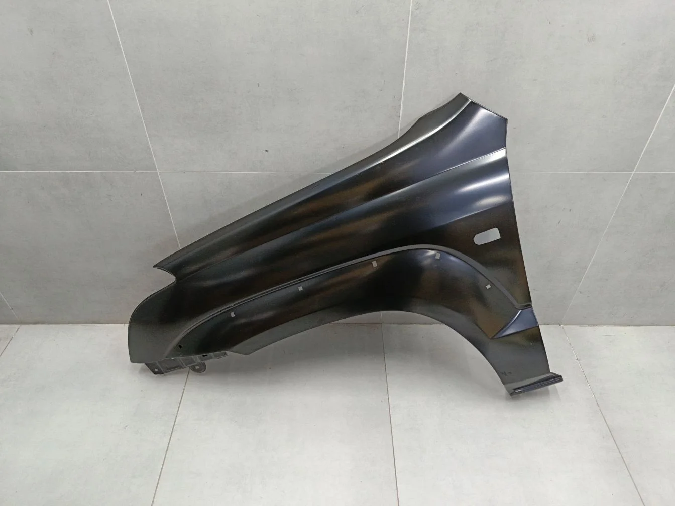 Крыло переднее левое для Toyota Land Cruiser Prado 120 2002-2009