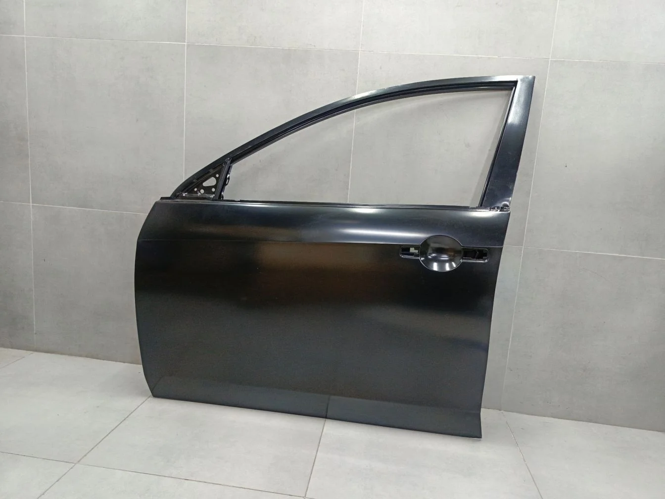 Дверь левая передняя для Nissan Almera G15 2012-2018