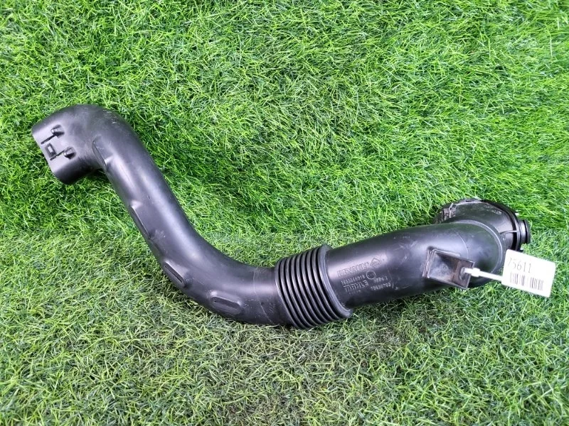 Патрубок воздушный Renault Captur 2014 165556691R J87 H5F