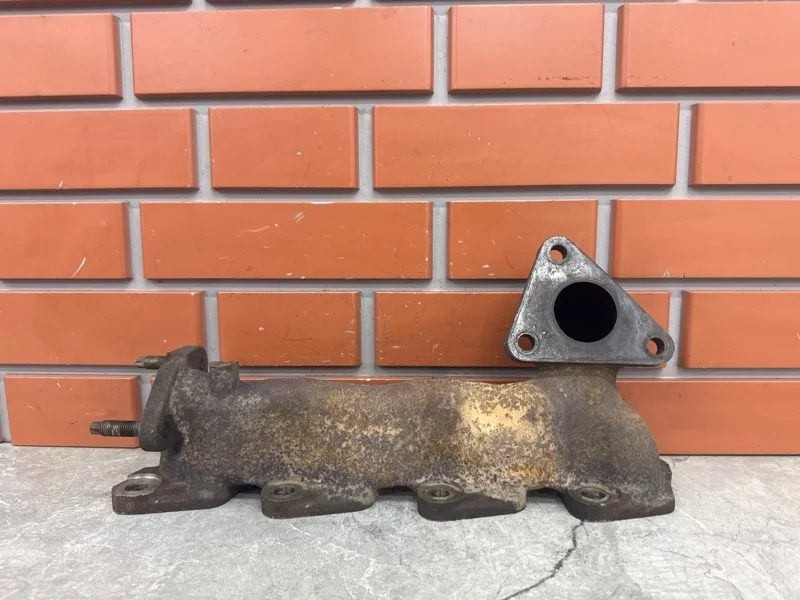 Коллектор выпускной Nissan Navara 2006 14004EB310 D40 2.5 YD25DDTI