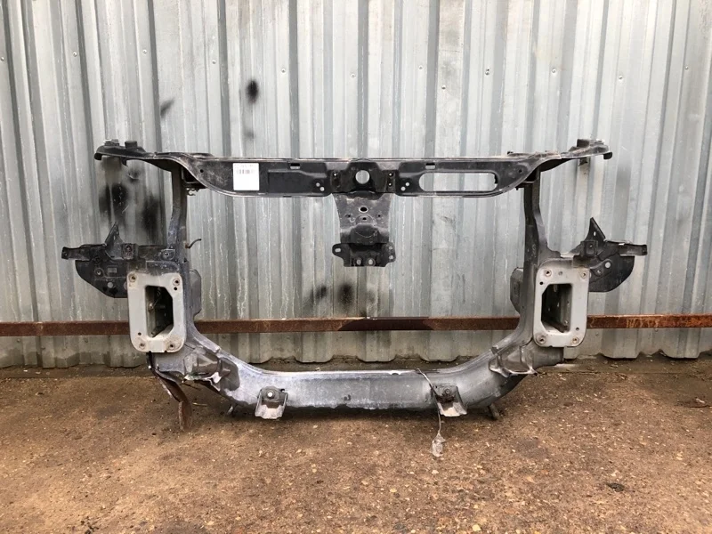 Панель передняя Mitsubishi Outlander XL 2007-2009 5256A611