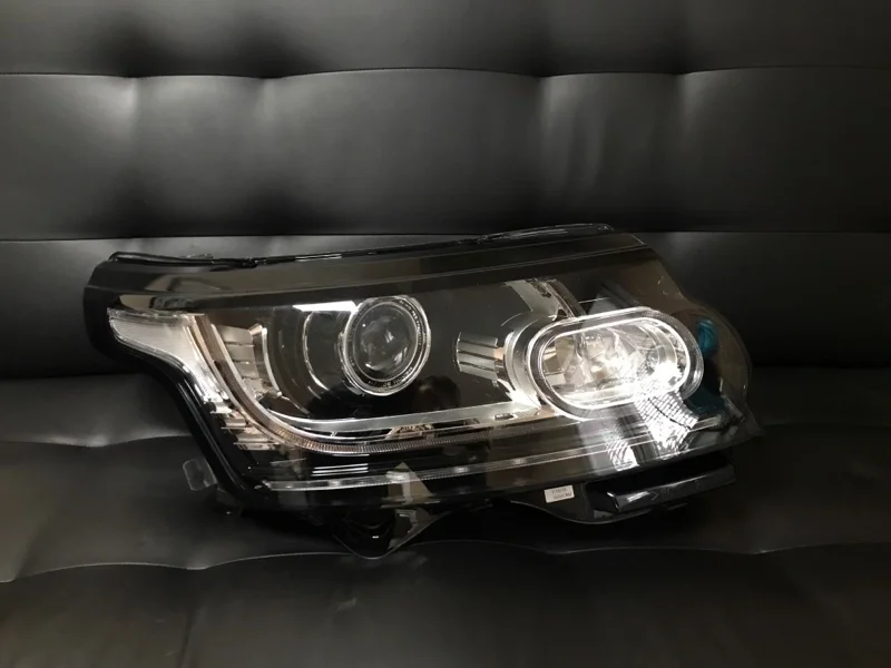 Фара ксенон Land Rover Range Rover 2012-2022 LR067208 L405, правая
