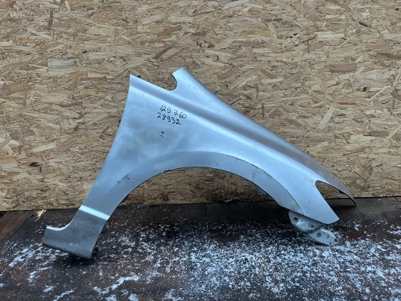 Крыло Honda Civic 8 2006-2011 60211SNBJ00ZZ 4D, переднее правое