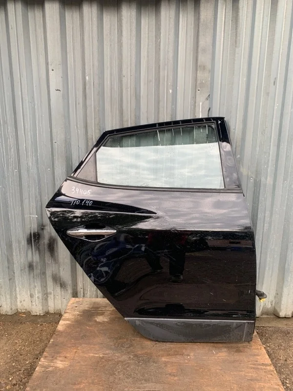 Дверь Hyundai ix35 2009-2015 770042Y000 1ПОКОЛЕНИЯ, задняя правая