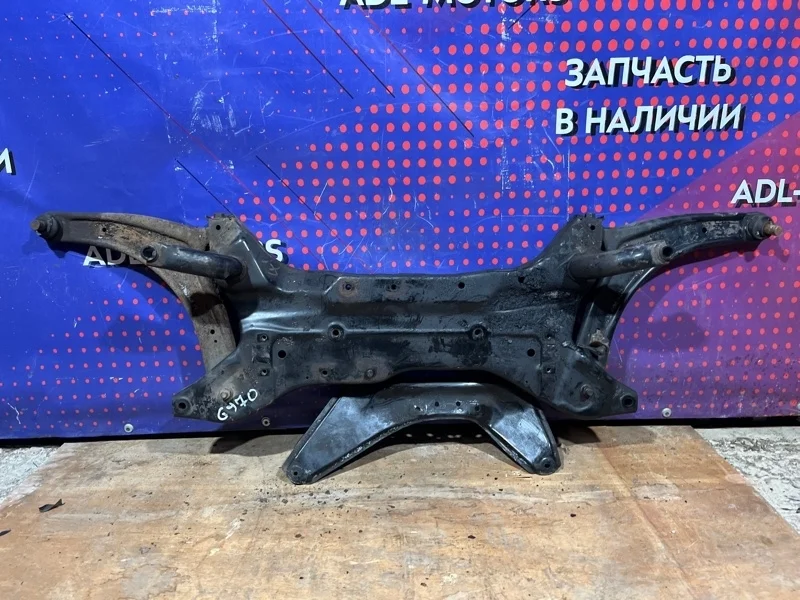 Подрамник Peugeot 4007 2007-2012 MN100292, передний