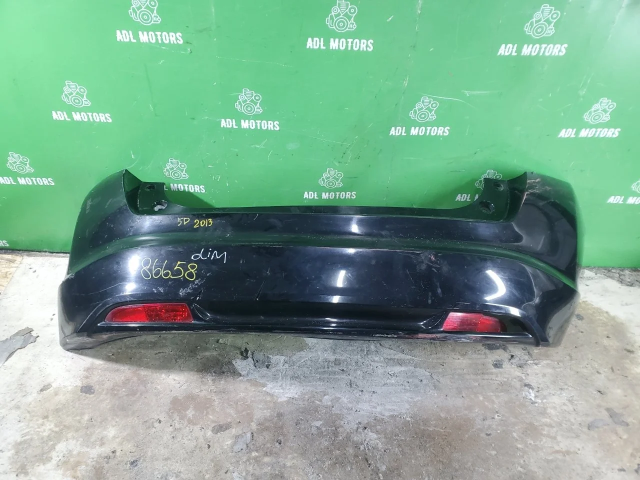 Бампер Honda Civic 9 2012-2017 71501TV0E000 5D, задний