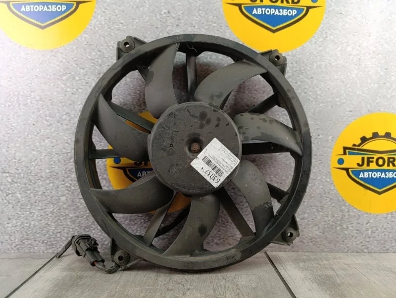 Вентилятор охлаждения радиатора Citroen DS4 2012