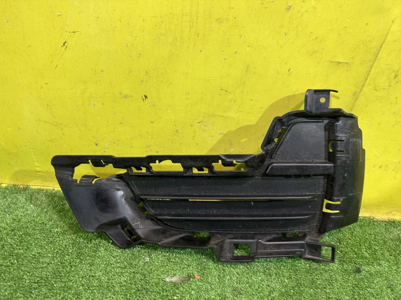 Решетка в бампер левая  BMW X5 F15 2013 51117307993 42930