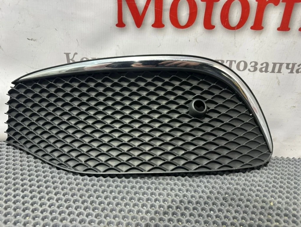 Решетка в бампер Mercedes-Benz E-Class A2138851122 W213, передняя левая