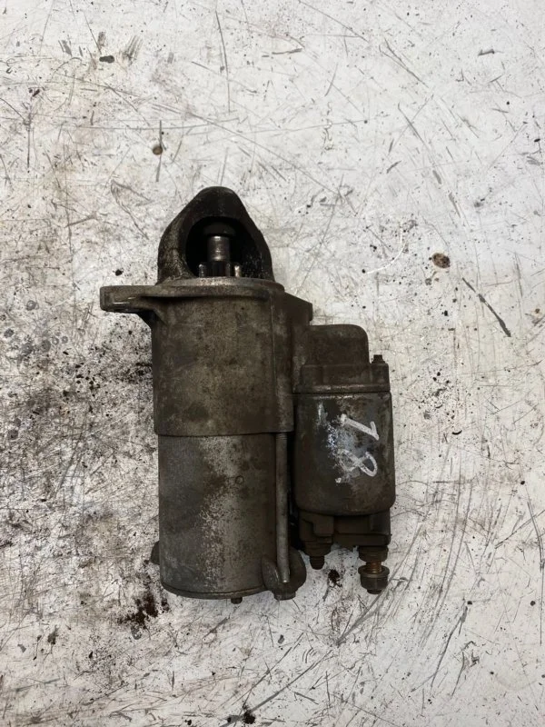 Стартер Opel Astra H 55556092 Z18XER